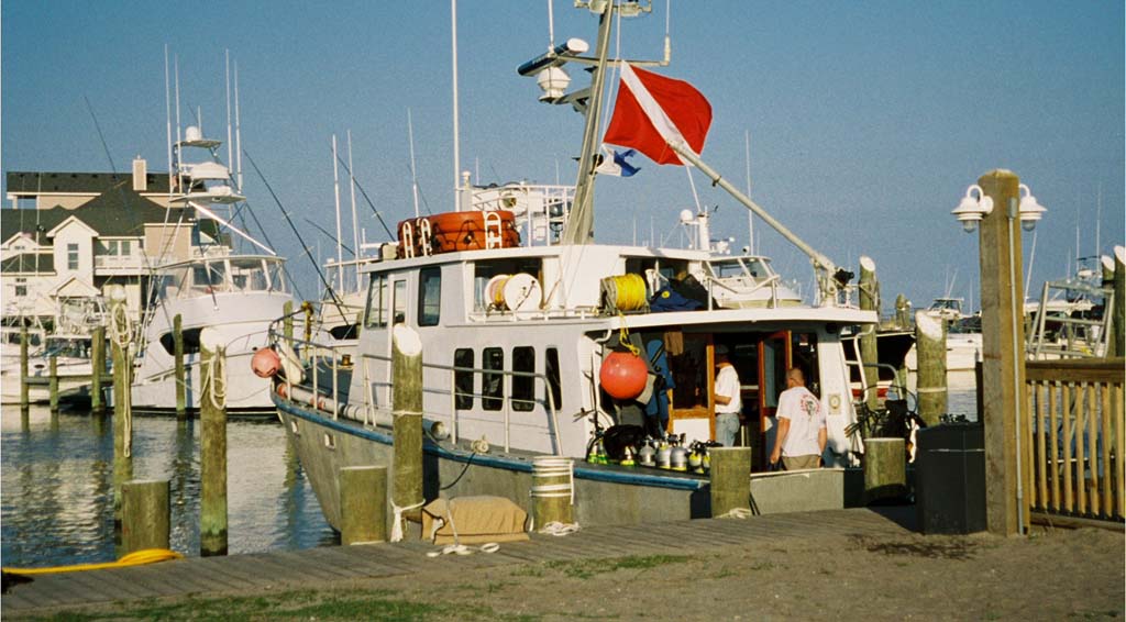 2005-HATTERAS-GEKKOS1.jpg